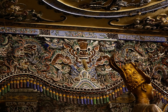 Hué-Tombeau de Khaï Dinh-058
